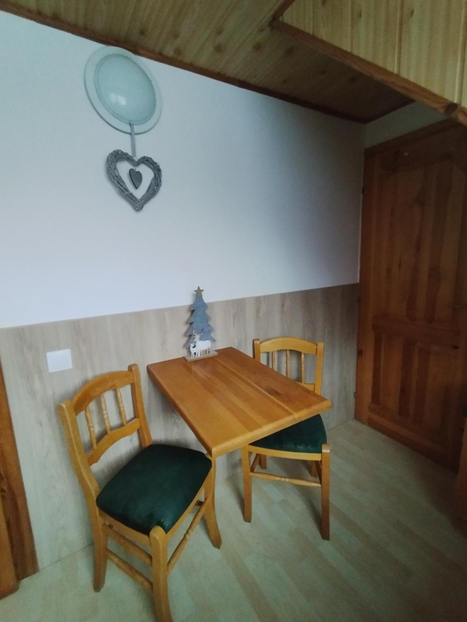 オシュチュニツァDrevenica U Holtanaアパートメント エクステリア 写真